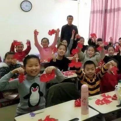 小记者同步作文 8