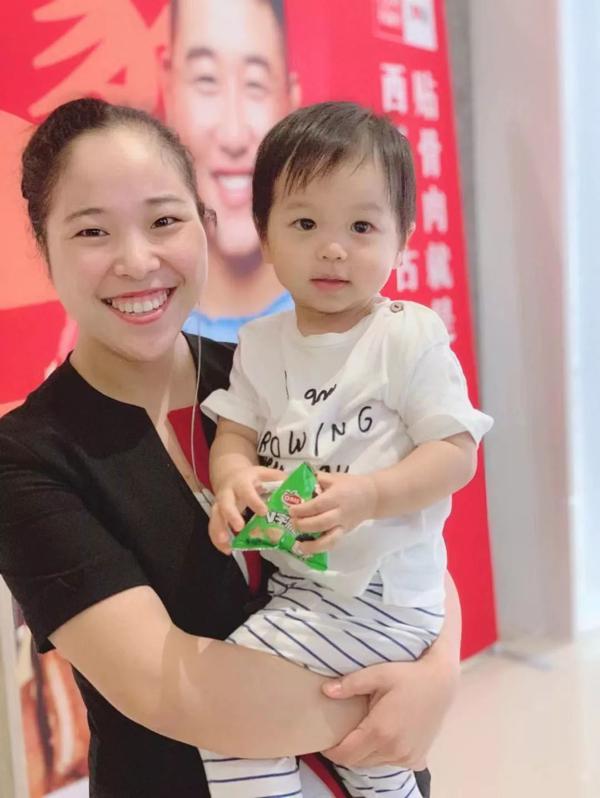 品味早读丨《西贝的服务员为什么总爱笑》读后感