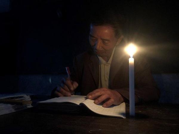 语文老师批改学生作文,情节“套路化”,老师:多点真情实感吧! 3
