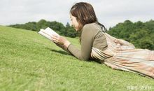 七个名句子，八个字，含高考满分作文标题，有解释、事例、话题