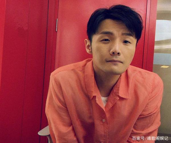 李荣浩写小作文吐槽物业,当明星不易,会唱会跳,还要会小作文 2