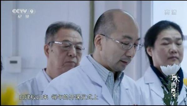豆瓣9.3,给这部「满分作文」 36