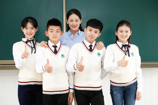 原创 高考满分作文点评：《用劳动书写新时代》 3