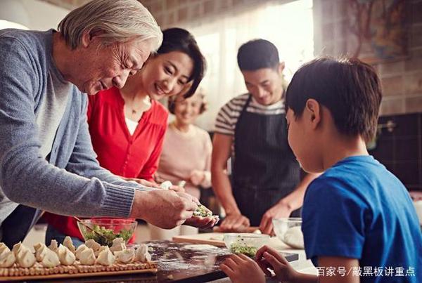 初高中新冠疫情作文写法第五讲:人与事4 15