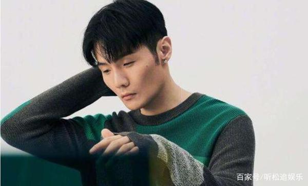 李荣浩写作文在线吐槽物业,网友劝他:同款物业 1
