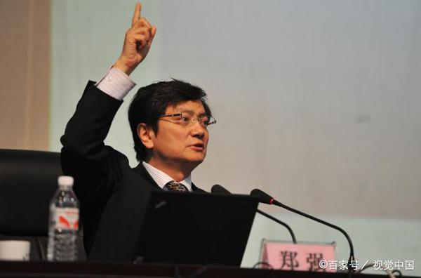 高考作文素材积累人物之“教育家”“改革家”“演讲家”郑强教授 3