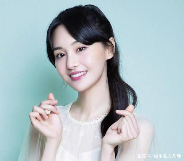 郑爽的书被批小学作文,郭涛书中写打女人,明星出书是为了什么 6