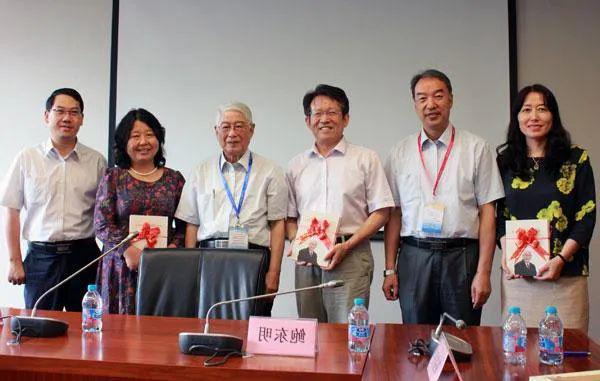 停课不停研 好书荐您读 |《中国教育路在何方》读后感 ——顾明远教育漫谈 3