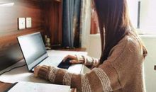 小学生作文《孤独》火了，众网友被感动落泪，老师心疼安慰