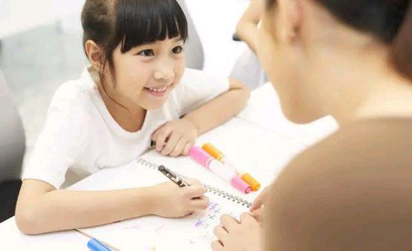 小学生满分作文，看哭了妈妈，感动了爸爸，网友：灵魂级写手 1