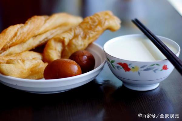 中学生作文:《忘不了那碗糯米豆浆》,舌尖上的舞蹈和味蕾的欣悦 1