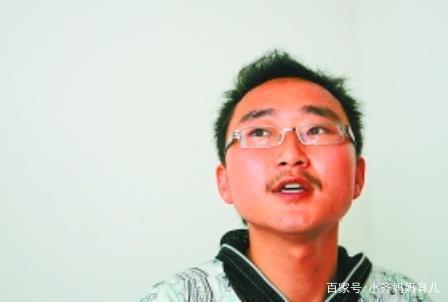 奇葩高考生,用甲骨文写作文只得了8分,却被985大学录取 1