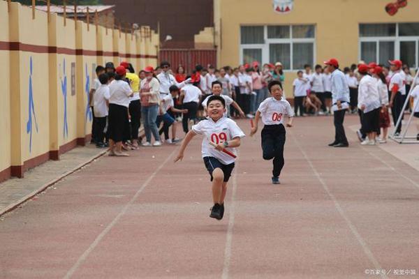 名师聊作文:六语下册,第六单元综合性活动《难忘小学生活》 4