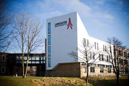 英国莱斯特大学本科申请条件
