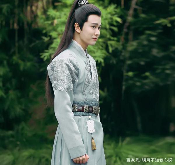 任嘉伦文集多丰富?语录被写进作文,文采横溢不假 4