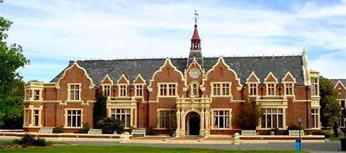 英国林肯大学本科申请条件
