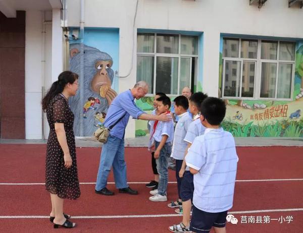 【莒南一小•情寄母校】60岁老校友《母校，美好的遇见》读后感 2