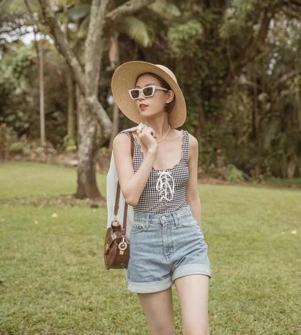 你的穿搭也要像高考作文一样“贴题”！ 25