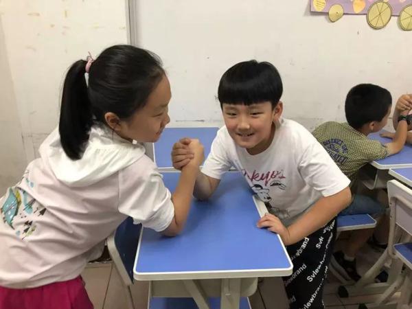 来大作文•边玩边学 2
