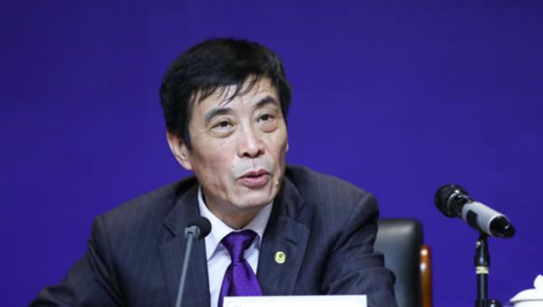 能全对吗？新京报为陈戌源出考题：六选择+大作文
