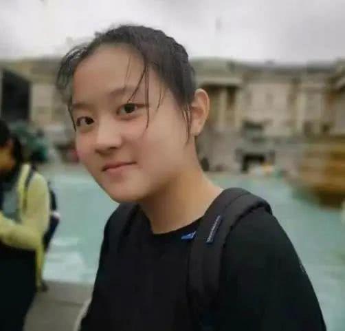 14岁女孩“爱情观”作文火了,网友:我活了30多年还没她看的透彻 7