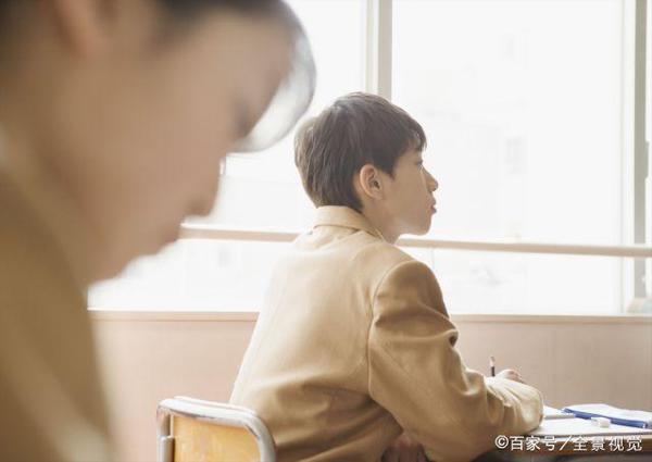 中学生作文:《哭笑不得居》,真是个可气又可笑的地方