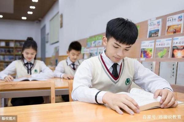 初中生优秀作文:《我魂牵梦绕的故乡》,道不尽的永恒的美丽! 2