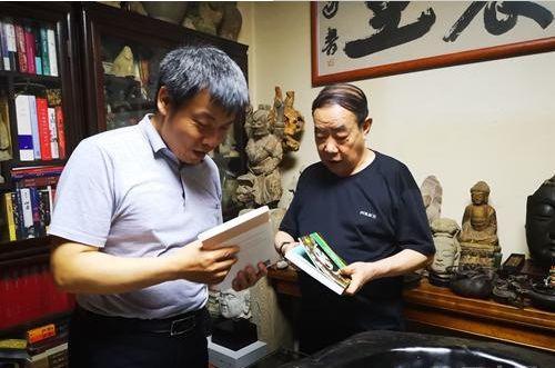 《大熊猫 我的秦岭邻居》面世 贾平凹作文推荐 3