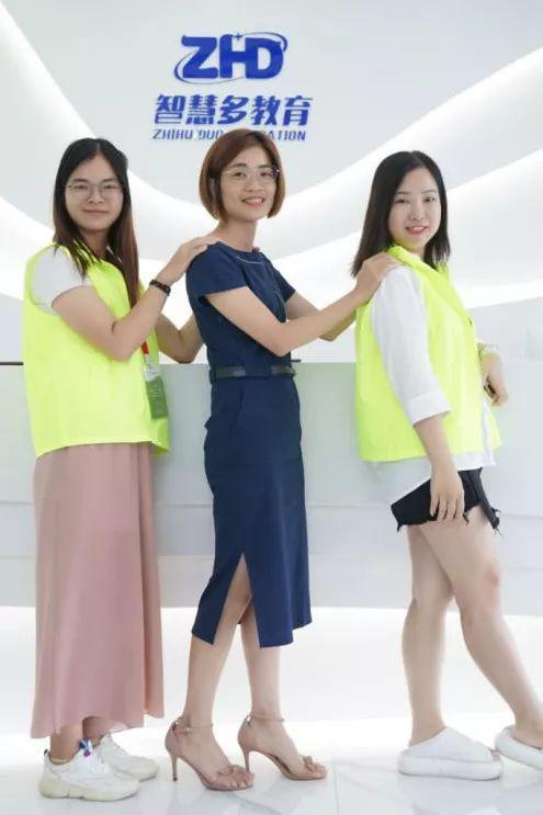 易笔畅作文|第70届师训会圆满落幕啦  易笔畅第70届师训会 走进易笔畅课堂 才艺展示 毕业啦 学习心得 4