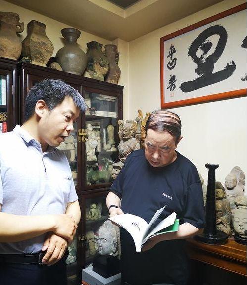 《大熊猫 我的秦岭邻居》面世 贾平凹作文推荐 2