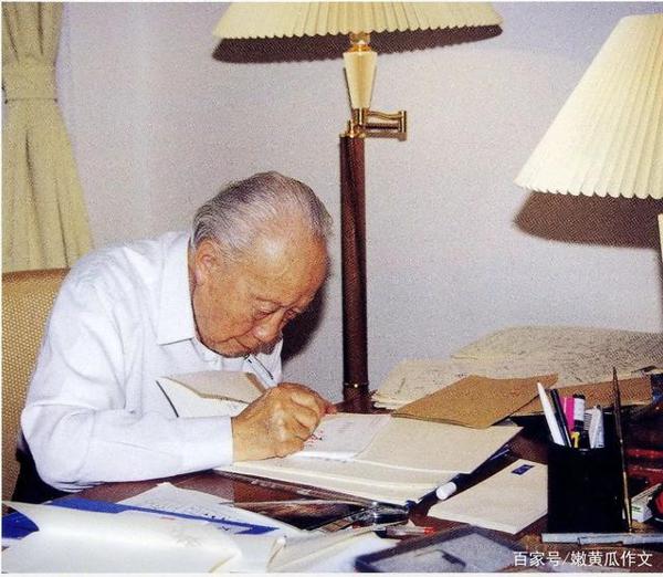 “感动中国年度人物”:经典事迹解读,作文素材运用指南 1