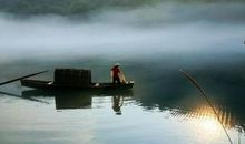 独坐湖岸边-优秀写景作文400字