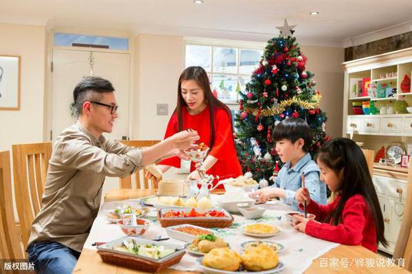 中学生优秀作文:《我最钦佩的人》,不以善小而不为 2