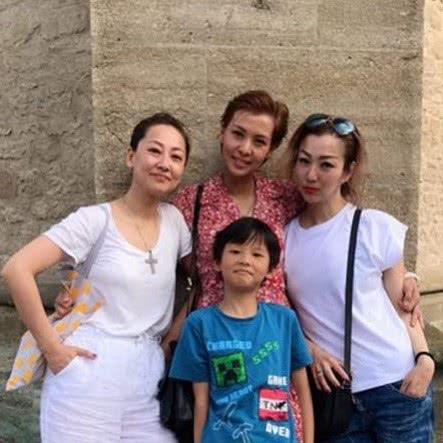 原创 遗憾没生小孩？郑秀文帮手带娃后感言：原来有孩子同行会如此愉快 4