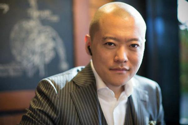 童话大王郑渊洁帮儿子写作文被给0分,自己教育儿子,结果如何? 4