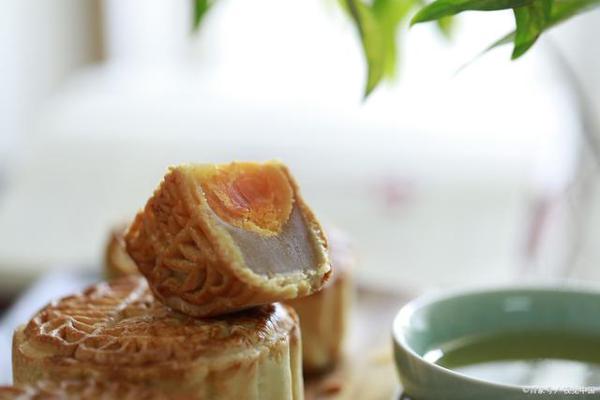 传统节日作文怎么写？这里有详细的思路讲解，有精彩范文参考！ 2