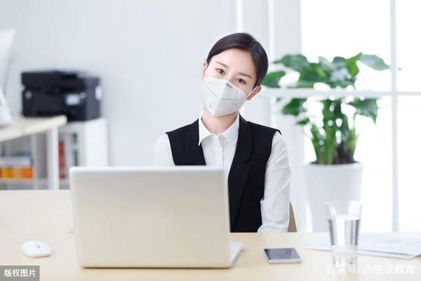 高考作文预测、优秀作文点评:《背负世界的弘毅》 2