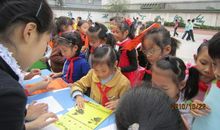 “疫”线面孔读后感｜杭州崇文世纪城实验学校二(5)班龚宇涵：温暖