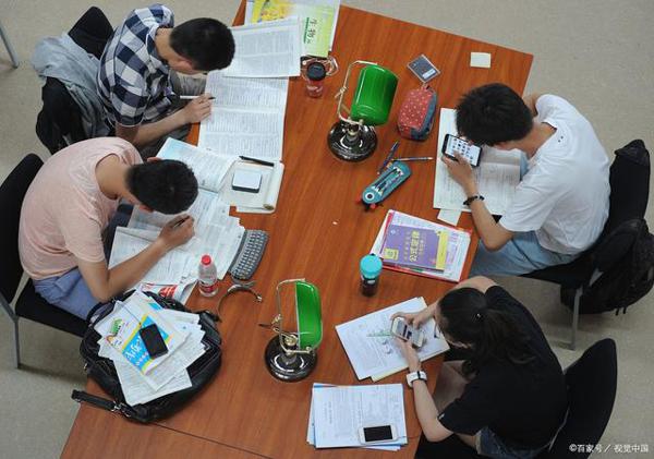 新课标背景下的高考材新料作文题共有6种,你知道几种? 3