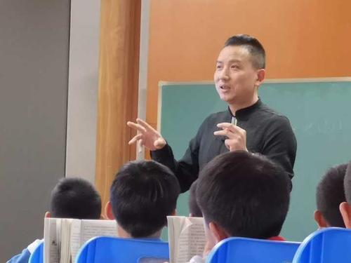 小学生终极发问:人类为什么要写作文?语文老师:问到根子上了 6