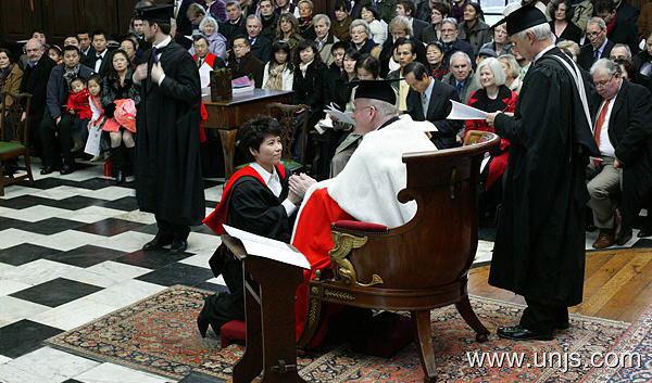 英国大学奇葩入学毕业礼汇总 2