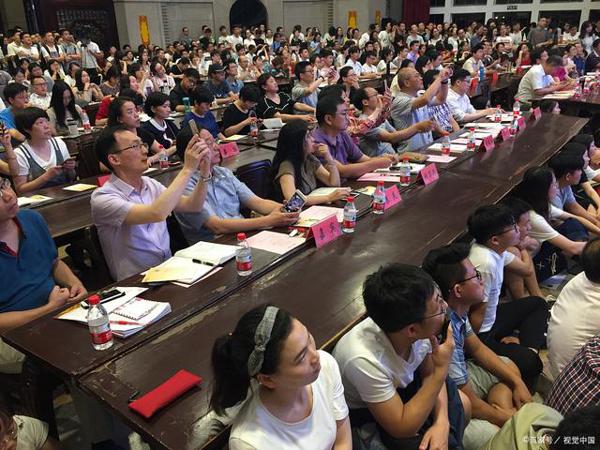 孩子的作文成绩要提高,必须解决2个问题,用4招 6
