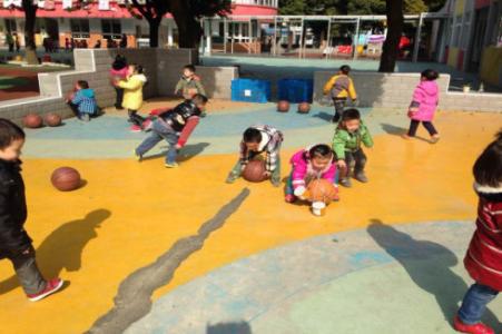 幼儿园中班体育教案：好玩的皮球