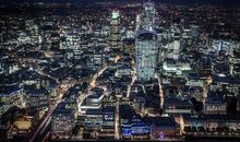 高三小说：不灭的灯火_800字