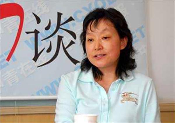 刘学红:恢复高考后,北京首位文科女状元,作文登人民日报