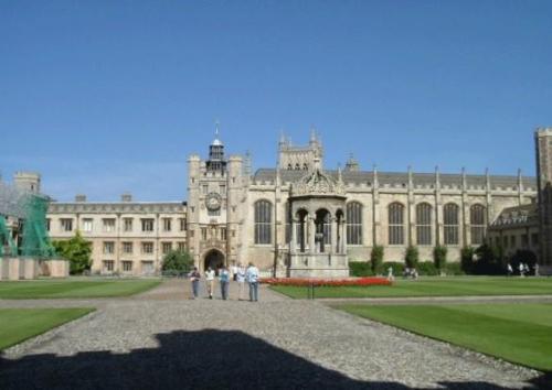英国赫特福德大学概况