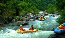 芷江茅丛河漂流 有趣的漂流作文800字