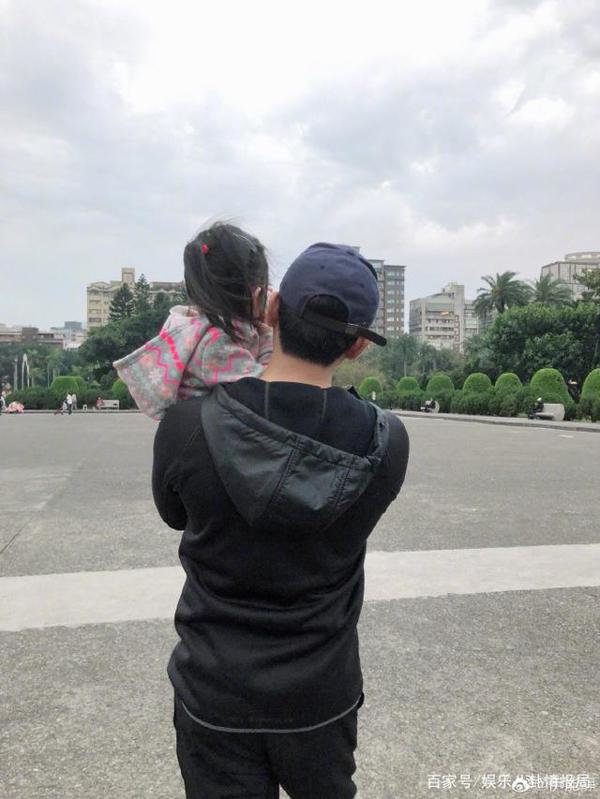 秦昊生日问老婆要小作文,伊能静发长文“交作业”,直言七年不痒 9