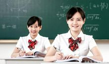 中考优秀作文：《原来，我也很富有》