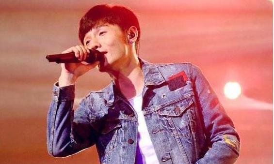 李荣浩怒发“小学生式作文”怼物业：办事效率低，训住户像训孙子 3